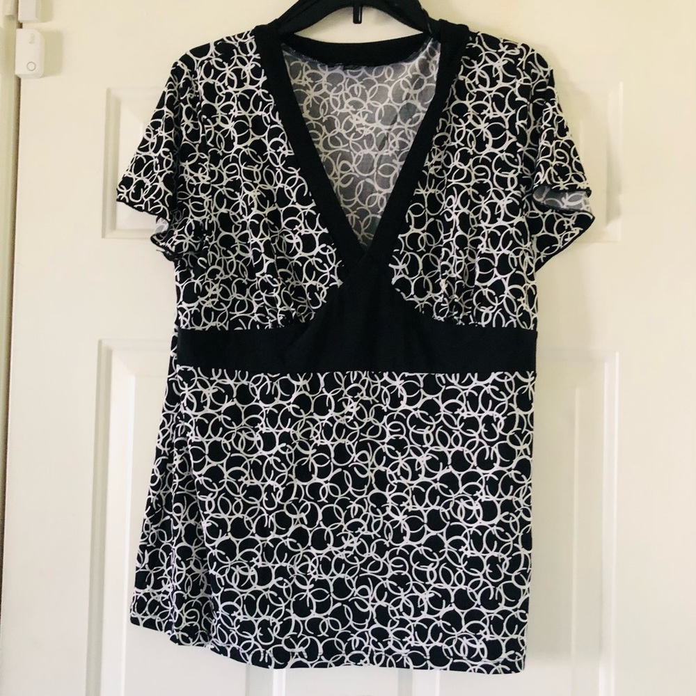 XL Top - Black & White